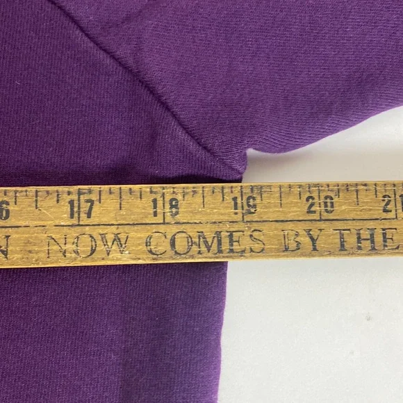 FREE CITY Sweatshirt Giant Open Hand Raglan in Purple women’s Size S - Picture 5 of 10